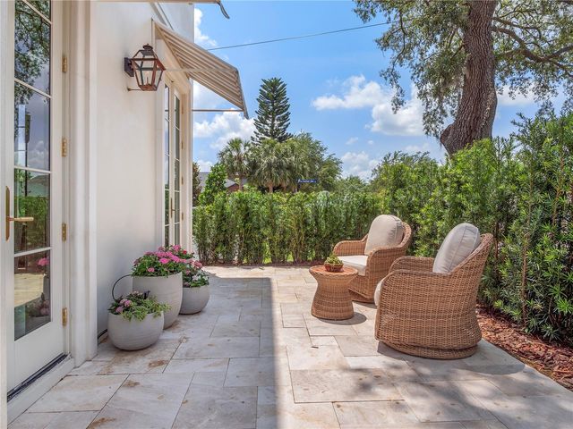 541 W CANTON AVENUE, Winter Park, FL 32789