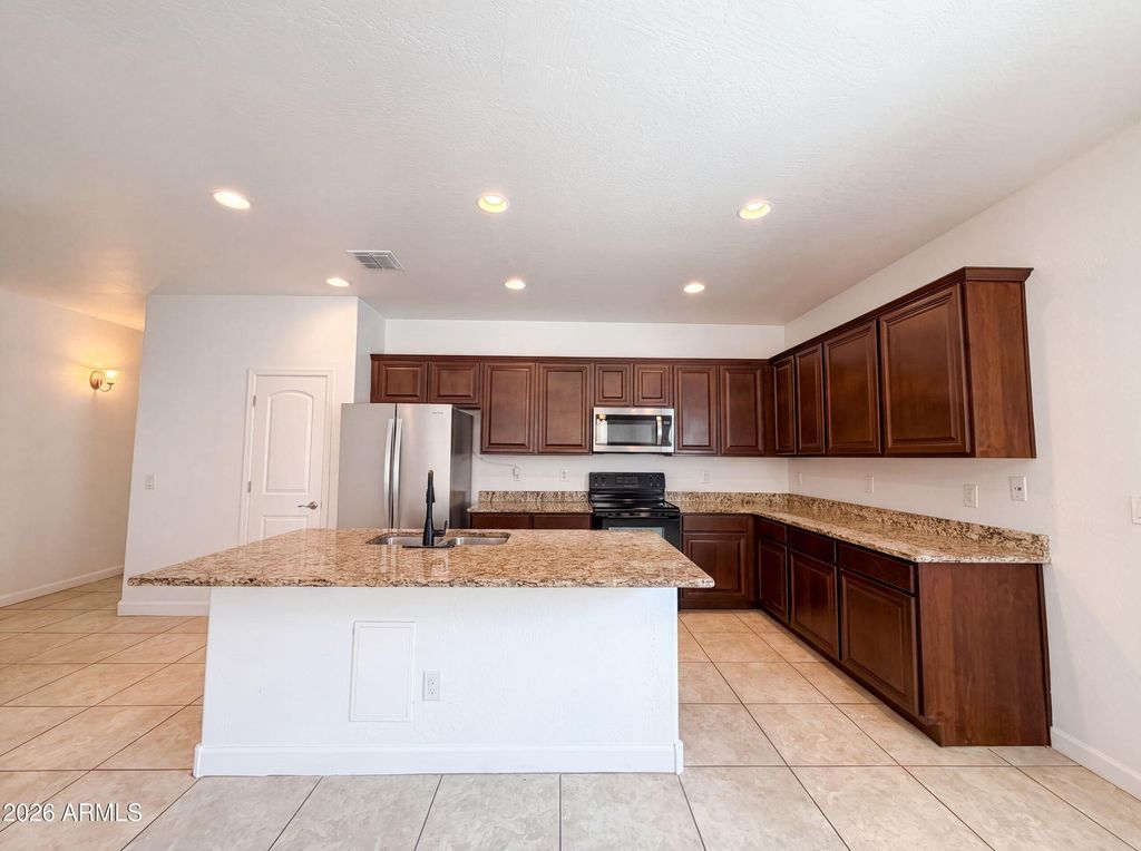 23866 W RIPPLE Road, Buckeye, AZ 85326 — photo 2