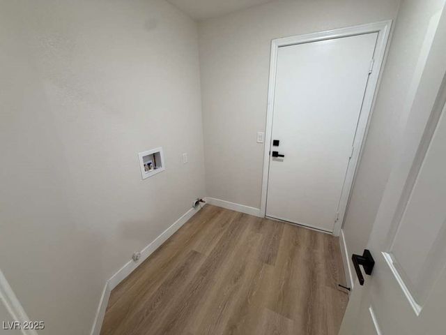 7313 Sunspot Drive, Las Vegas, NV 89128