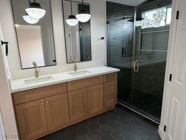 7313 Sunspot Drive, Las Vegas, NV 89128