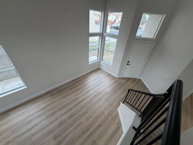 7313 Sunspot Drive, Las Vegas, NV 89128