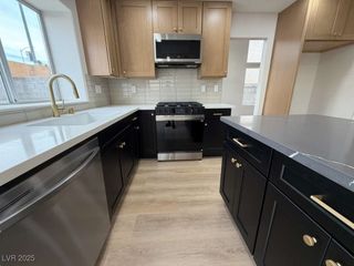 7313 Sunspot Drive, Las Vegas, NV 89128