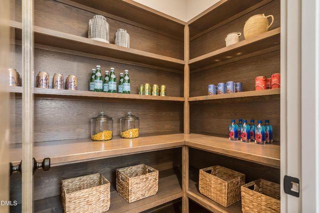 307 S Elm Street, Apex, NC 27502