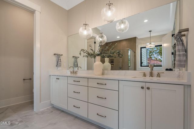 307 S Elm Street, Apex, NC 27502