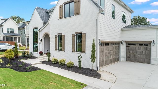 307 S Elm Street, Apex, NC 27502