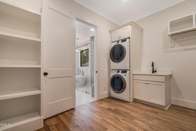 307 S Elm Street, Apex, NC 27502