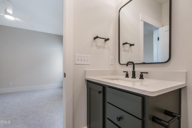 307 S Elm Street, Apex, NC 27502