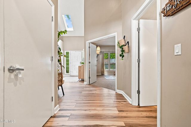 3335 Bondwood Circle, Johnson City, TN 37604