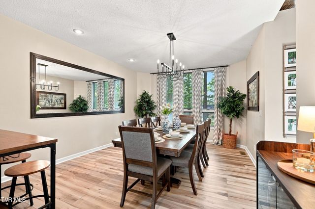 3335 Bondwood Circle, Johnson City, TN 37604