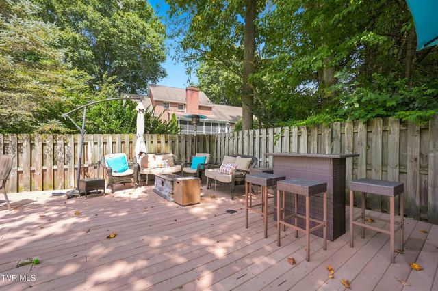 3335 Bondwood Circle, Johnson City, TN 37604