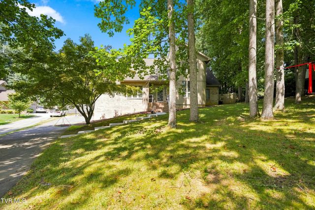 3335 Bondwood Circle, Johnson City, TN 37604