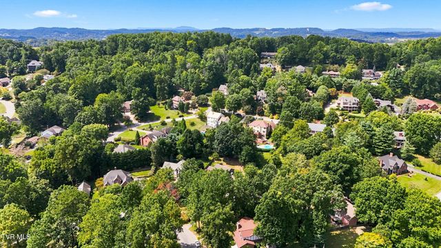 3335 Bondwood Circle, Johnson City, TN 37604