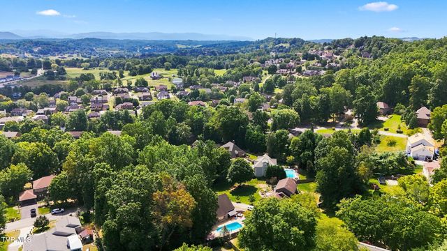 3335 Bondwood Circle, Johnson City, TN 37604