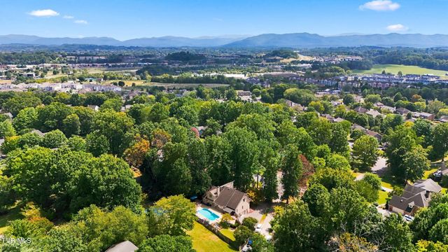 3335 Bondwood Circle, Johnson City, TN 37604