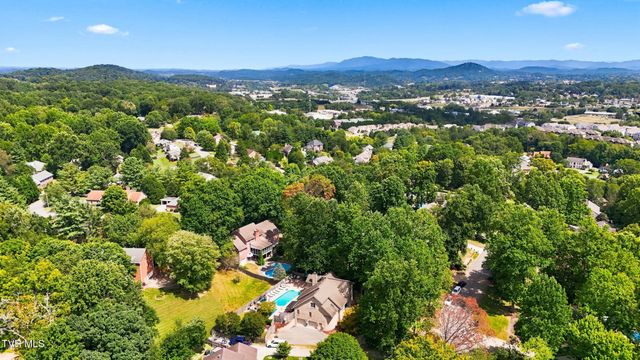 3335 Bondwood Circle, Johnson City, TN 37604
