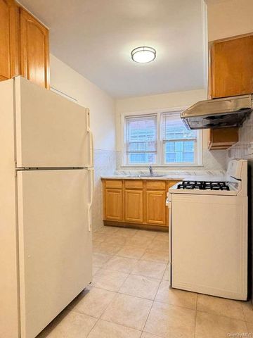 7731 166th Street, Fresh Meadows, NY 11366