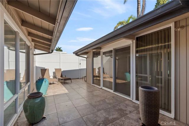 449 S Prospect Ave, Manhattan Beach, CA 90266