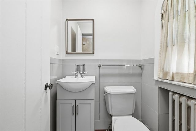 1264 Bellerock St, Squirrel Hill, PA 15217