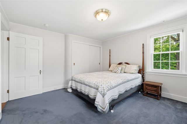 1264 Bellerock St, Squirrel Hill, PA 15217