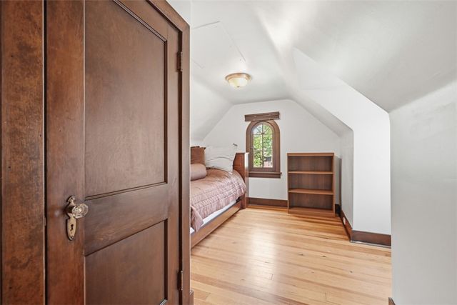 1264 Bellerock St, Squirrel Hill, PA 15217