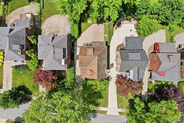 1264 Bellerock St, Squirrel Hill, PA 15217