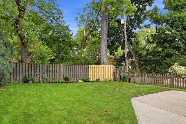 1264 Bellerock St, Squirrel Hill, PA 15217