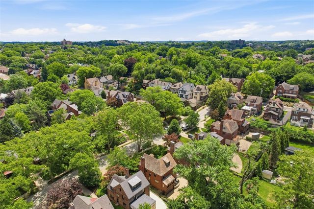 1264 Bellerock St, Squirrel Hill, PA 15217