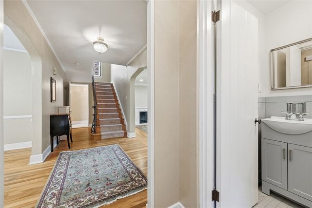 1264 Bellerock St, Squirrel Hill, PA 15217