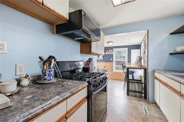 3032 N 63rd Street, Kansas City, KS 66104
