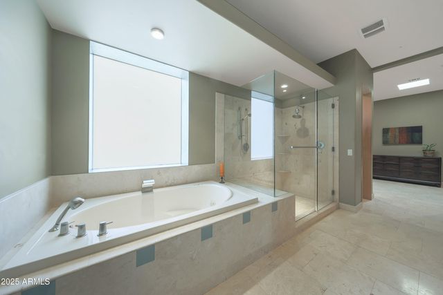 2718 E CAMPO BELLO Drive, Phoenix, AZ 85032