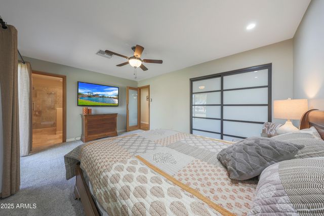 2718 E CAMPO BELLO Drive, Phoenix, AZ 85032