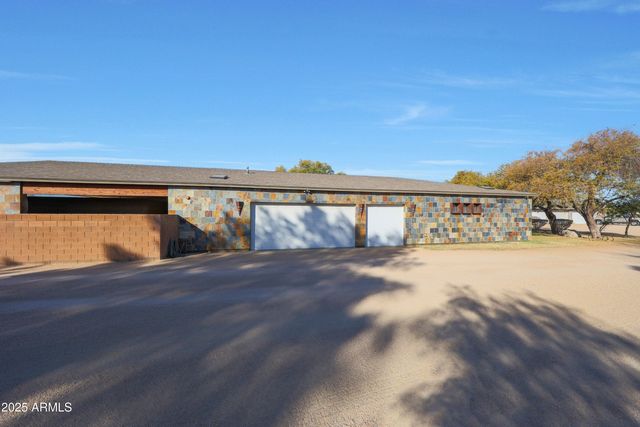 2718 E CAMPO BELLO Drive, Phoenix, AZ 85032