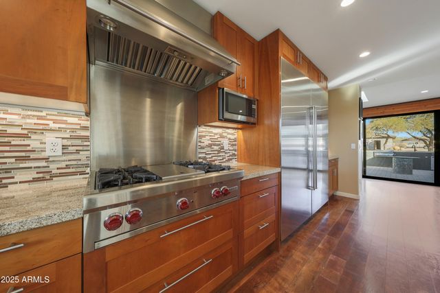 2718 E CAMPO BELLO Drive, Phoenix, AZ 85032