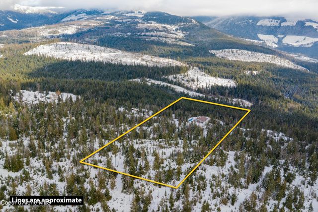 1572 Cohage Rd, Sandpoint, ID 83864
