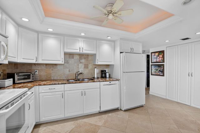 7835 Lakeside Boulevard 972, Boca Raton, FL 33434