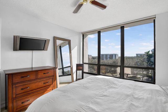 7835 Lakeside Boulevard 972, Boca Raton, FL 33434