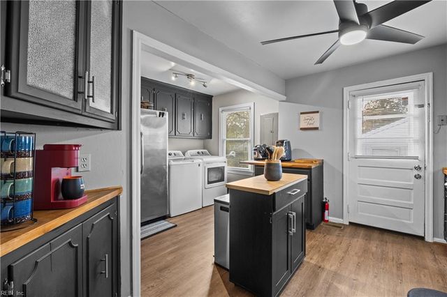 30 Hickory Hill RD, Hampton, VA 23666