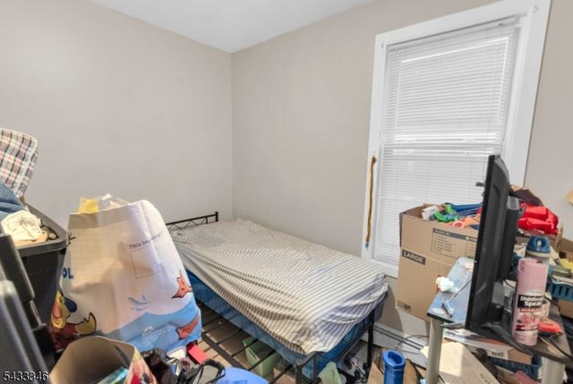 135 N 4Th St, Paterson City, NJ 07522