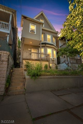 135 N 4Th St, Paterson City, NJ 07522