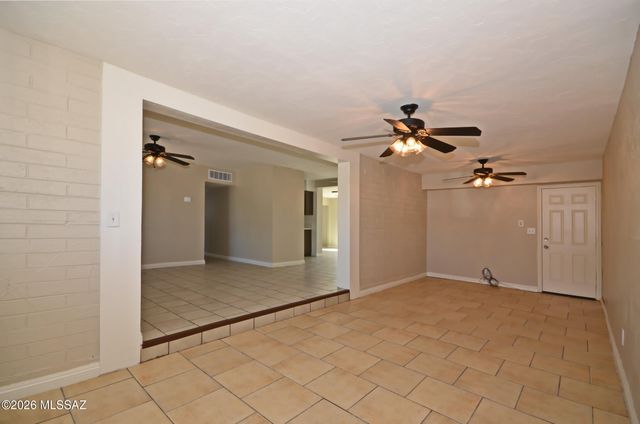 2602 E Coconino Vista, Tucson, AZ 85713