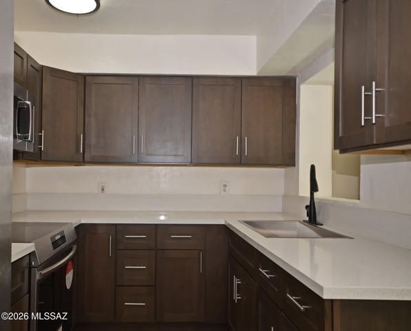 2602 E Coconino Vista, Tucson, AZ 85713