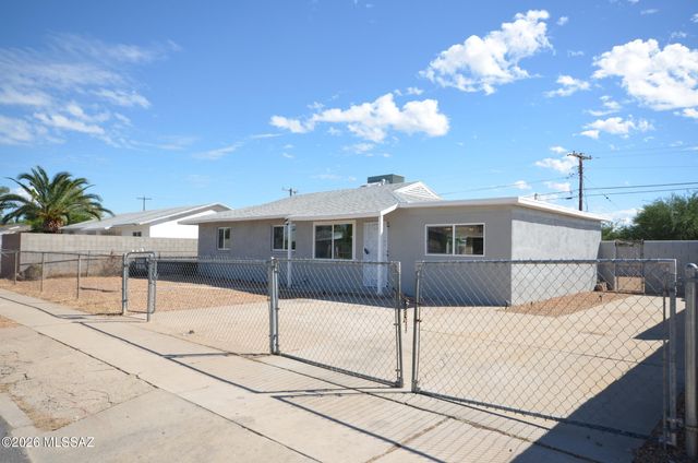 2602 E Coconino Vista, Tucson, AZ 85713