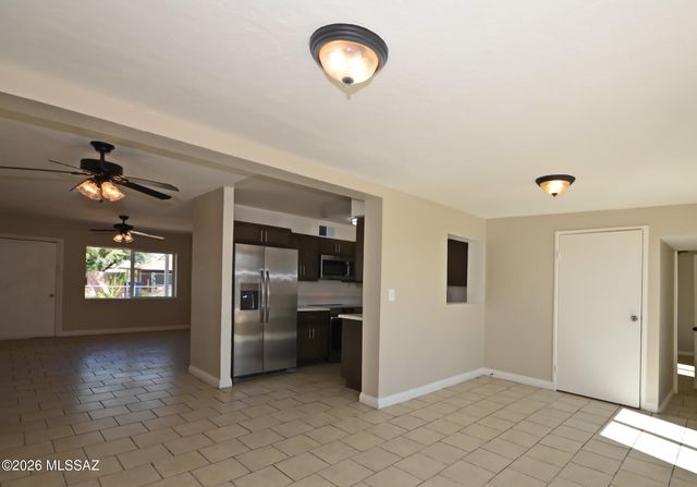 2602 E Coconino Vista, Tucson, AZ 85713