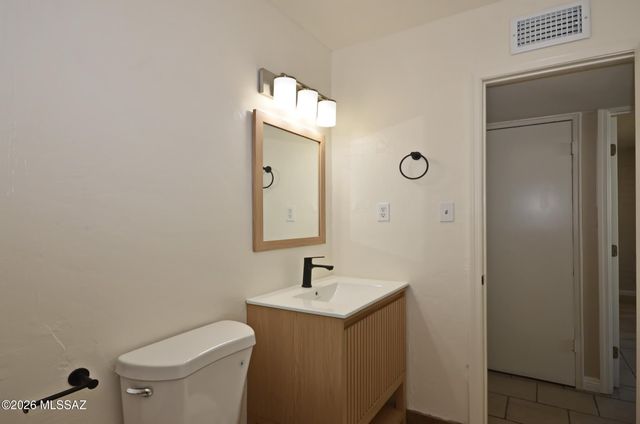 2602 E Coconino Vista, Tucson, AZ 85713