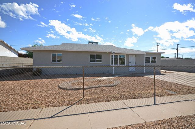 2602 E Coconino Vista, Tucson, AZ 85713