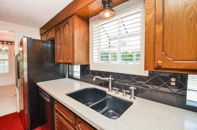 3207 Hamm Road, Pearland, TX 77581