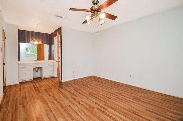 3207 Hamm Road, Pearland, TX 77581
