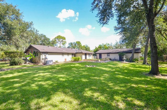 3207 Hamm Road, Pearland, TX 77581