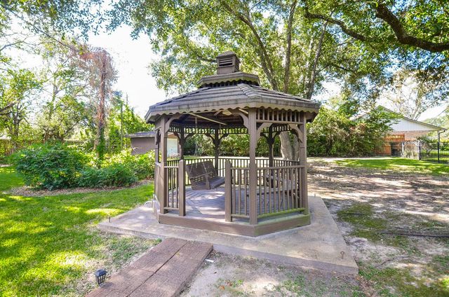 3207 Hamm Road, Pearland, TX 77581