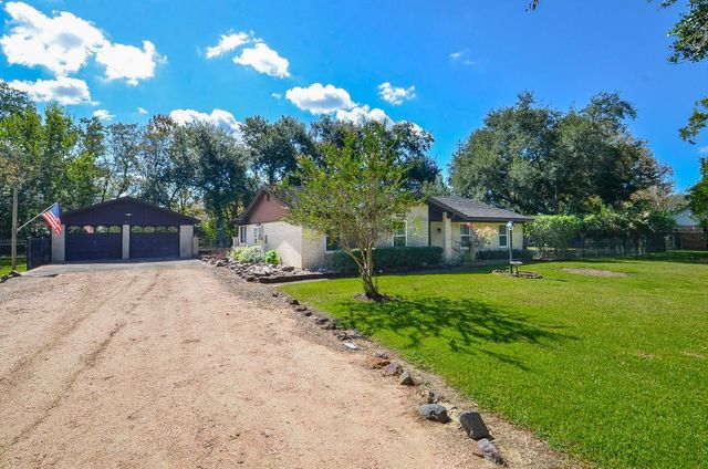 3207 Hamm Road, Pearland, TX 77581